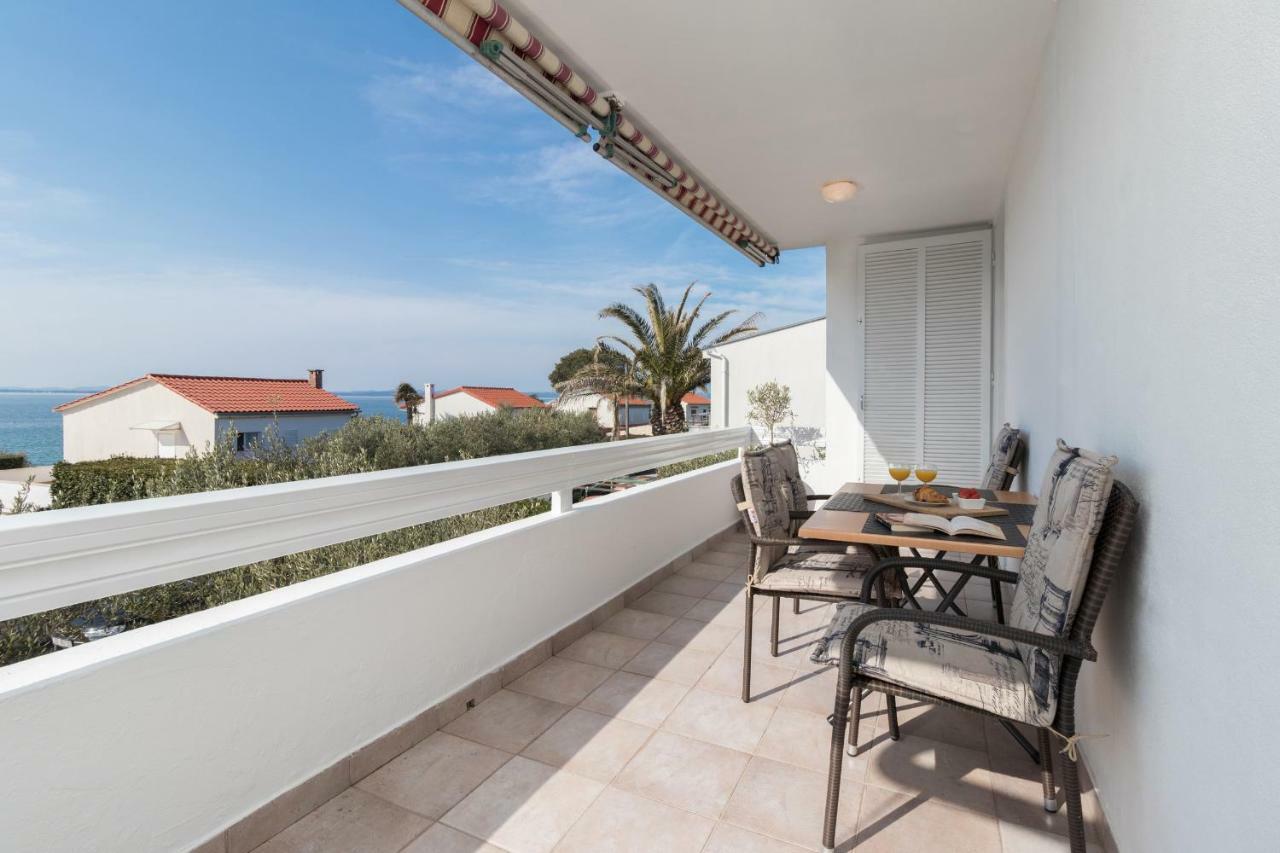 Apartman Roko Petrcane Exterior photo