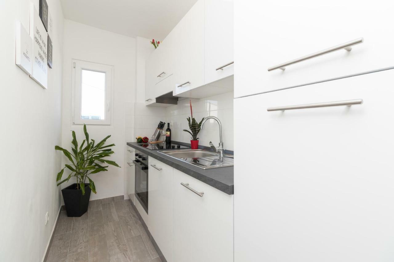 Apartman Roko Petrcane Exterior photo