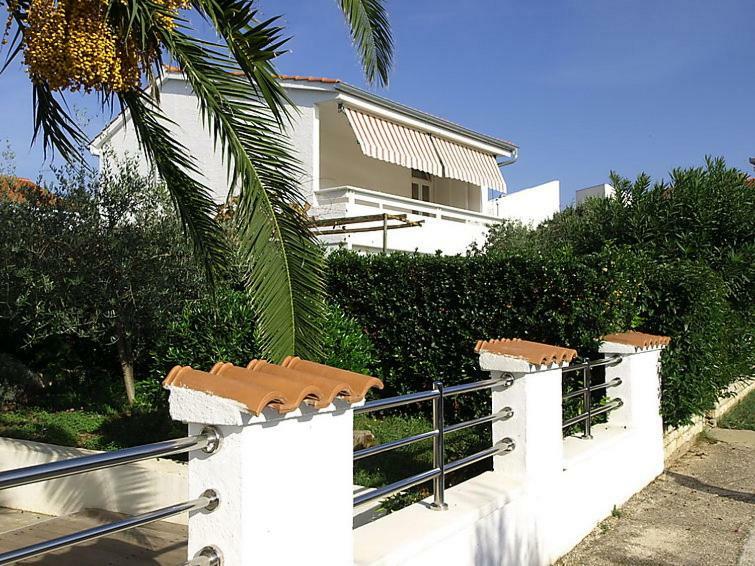 Apartman Roko Petrcane Exterior photo